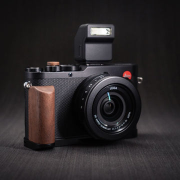Discover the Perfect Wooden Grip for Your Leica DLux8 - iWoodStore