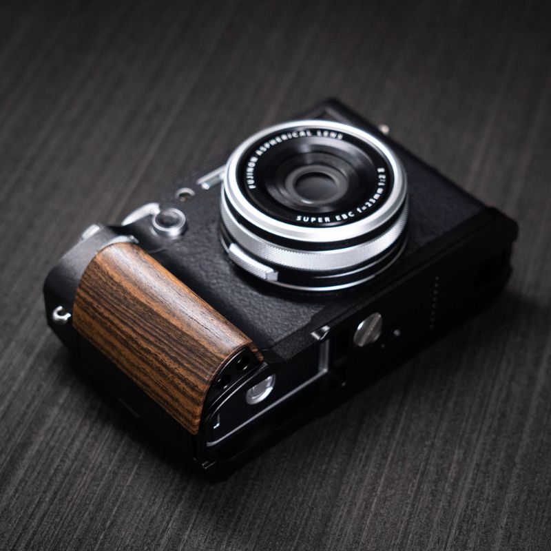Fuji X100VI Grip YW Design - iWoodStore