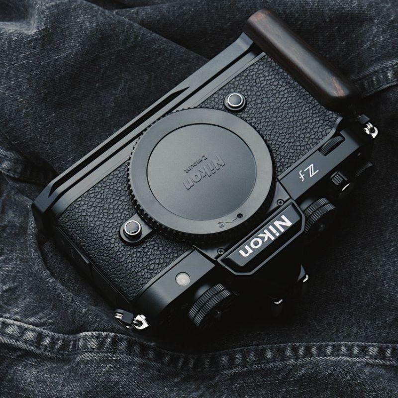 Slim Nikon ZF Grip - iWoodStore