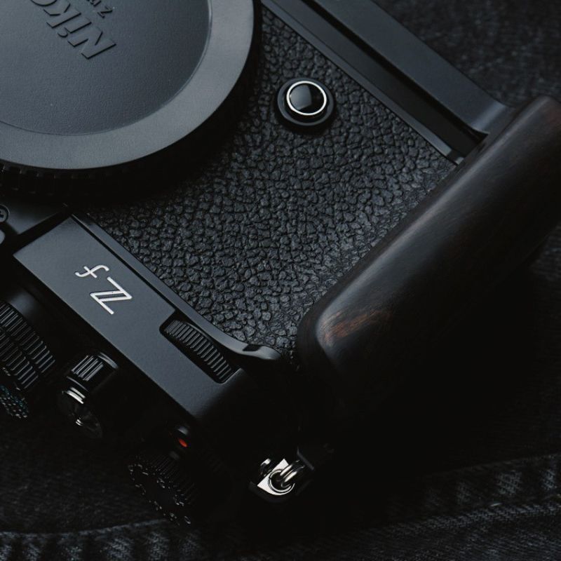 Slim Nikon ZF Grip - iWoodStore