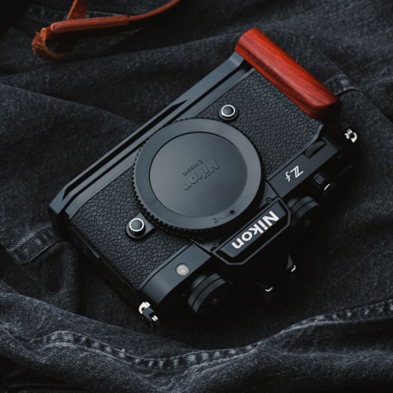 Slim Nikon ZF Grip - iWoodStore