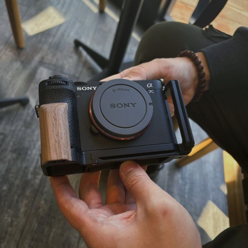 Sony A7CII Grip Second Generation (A7C2 A7CR) - iWoodStore