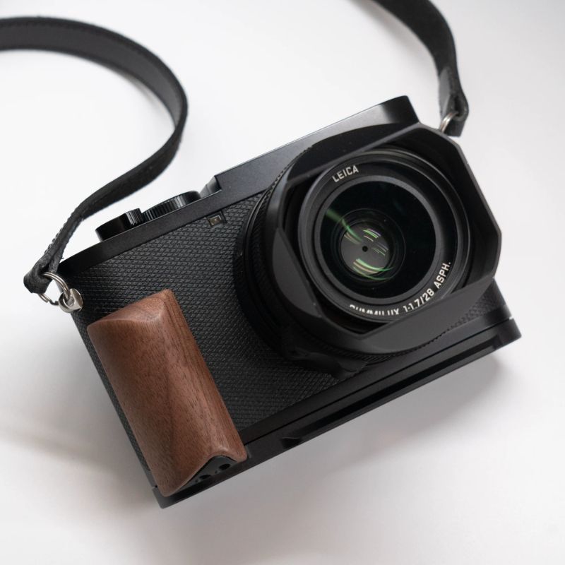 Wooden Leica Q3 Q2 Grip Handle - iWoodStore