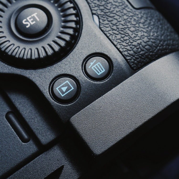 Canon EOS R6 R5 Hand Grip - iWoodStore