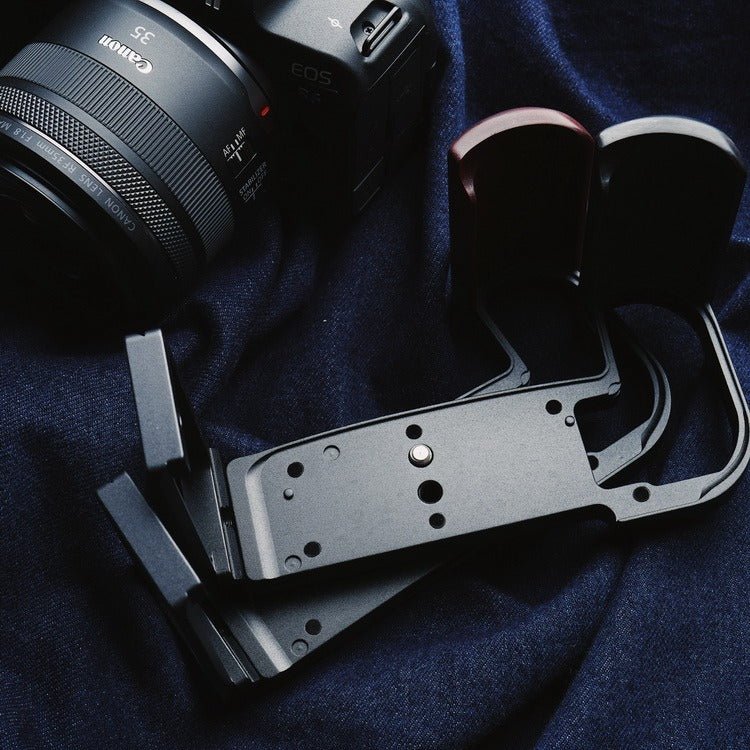 Canon EOS R6 R5 Hand Grip - iWoodStore