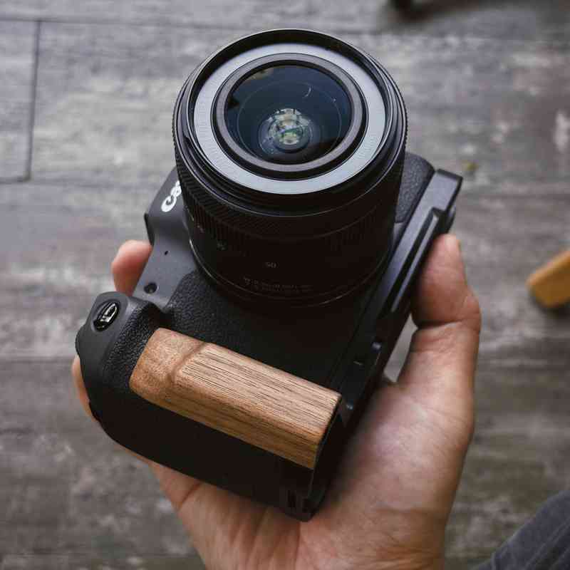 Canon R8 Grip Wood EOS R8 Handgrip - iWoodStore