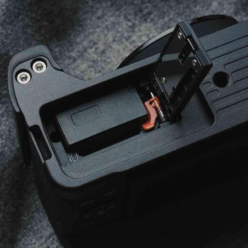 Canon V1 Grip Wood KC Design - iWoodStore