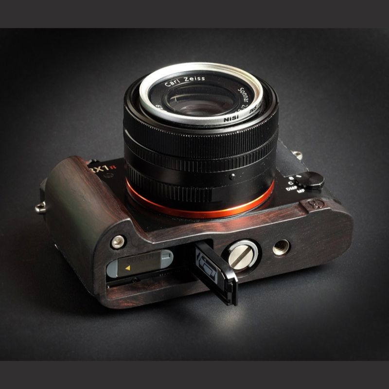Dark Ebony Hand Grip for Sony RX1R2 - iWoodStore