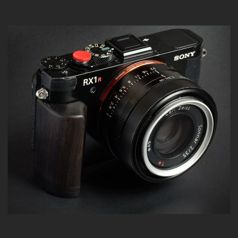 Dark Ebony Hand Grip for Sony RX1R2 - iWoodStore