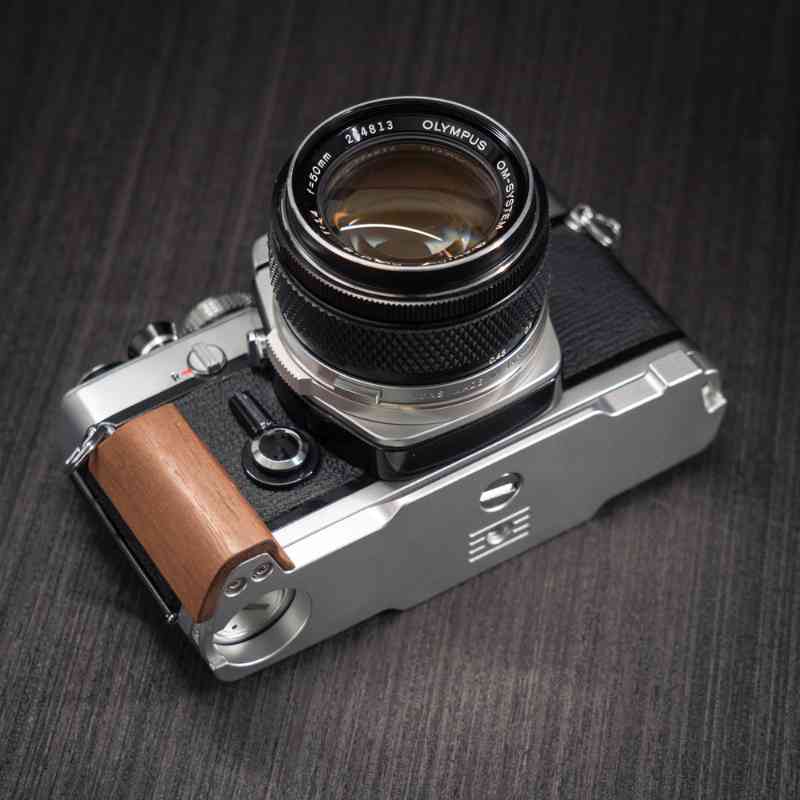 Film Olympus OM1 Grip Wood (OM2 OM3Ti) - iWoodStore