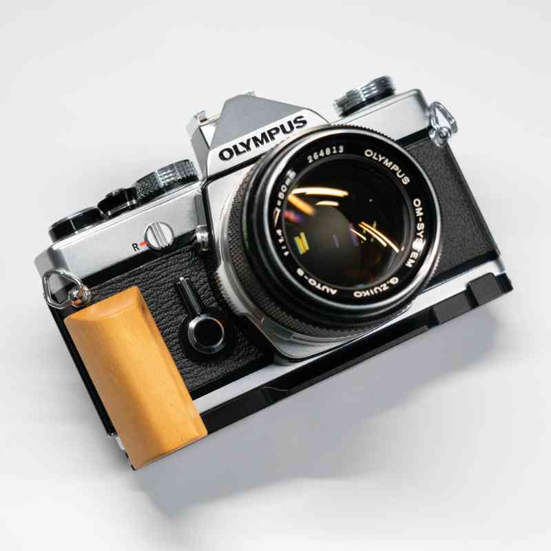 Film Olympus OM1 Grip Wood (OM2 OM3Ti) - iWoodStore