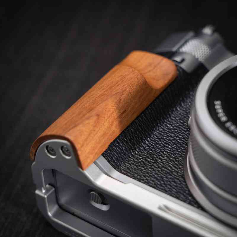 Fuji GFX100RF Grip Wood YW Design - iWoodStore
