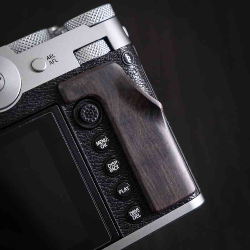 Fuji GFX100RF Thumb Rest Grip - iWoodStore