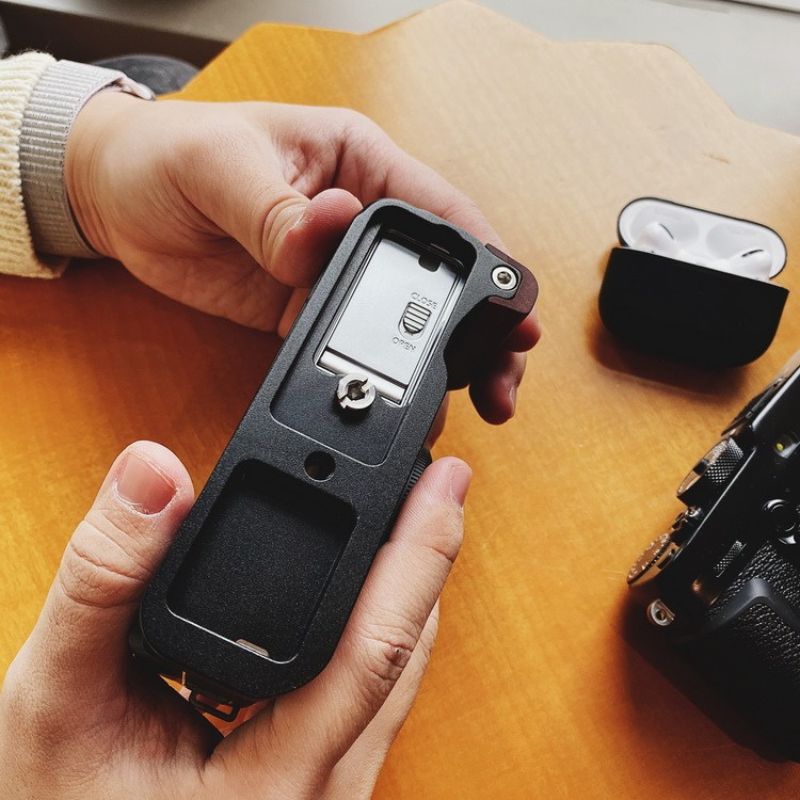 Fuji X-A7 Camera Handle (XA7) - iWoodStore