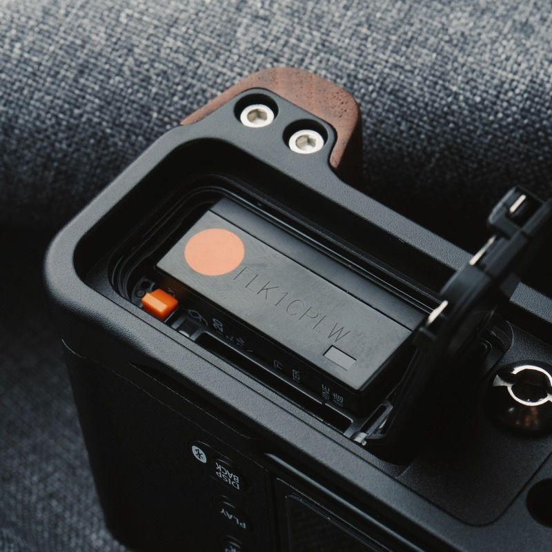 Fuji X100VI Grip KC Design - iWoodStore
