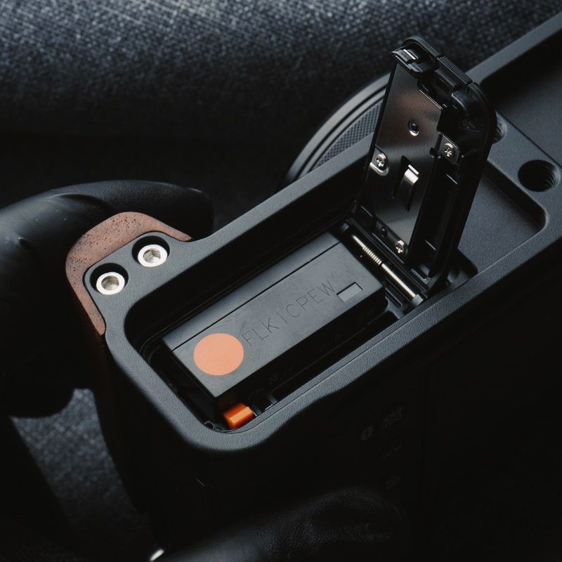 Fuji X100VI Grip KC Design - iWoodStore