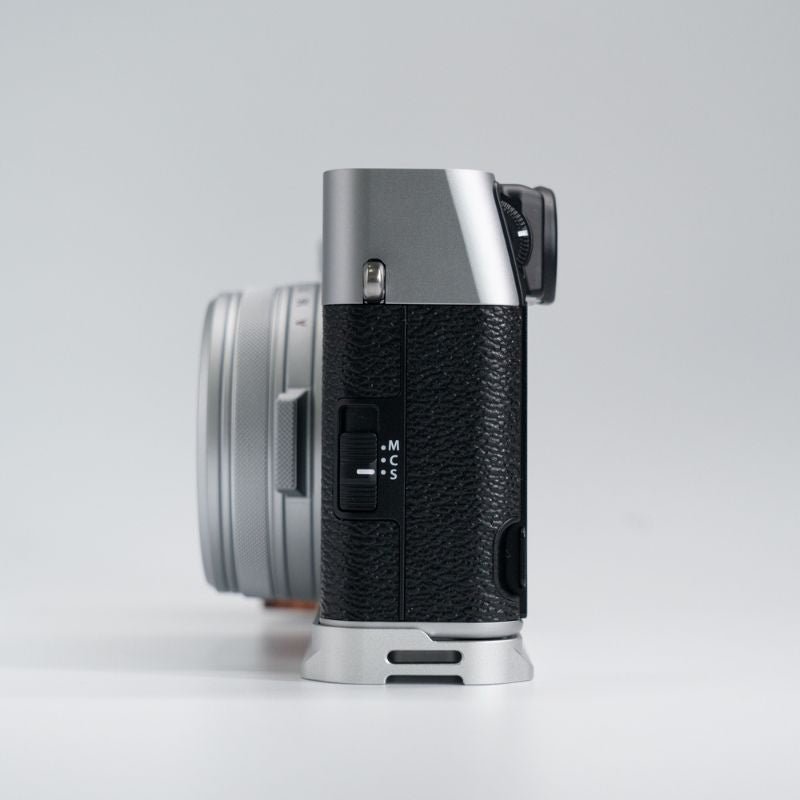 Fuji X100VI Grip YW Design - iWoodStore