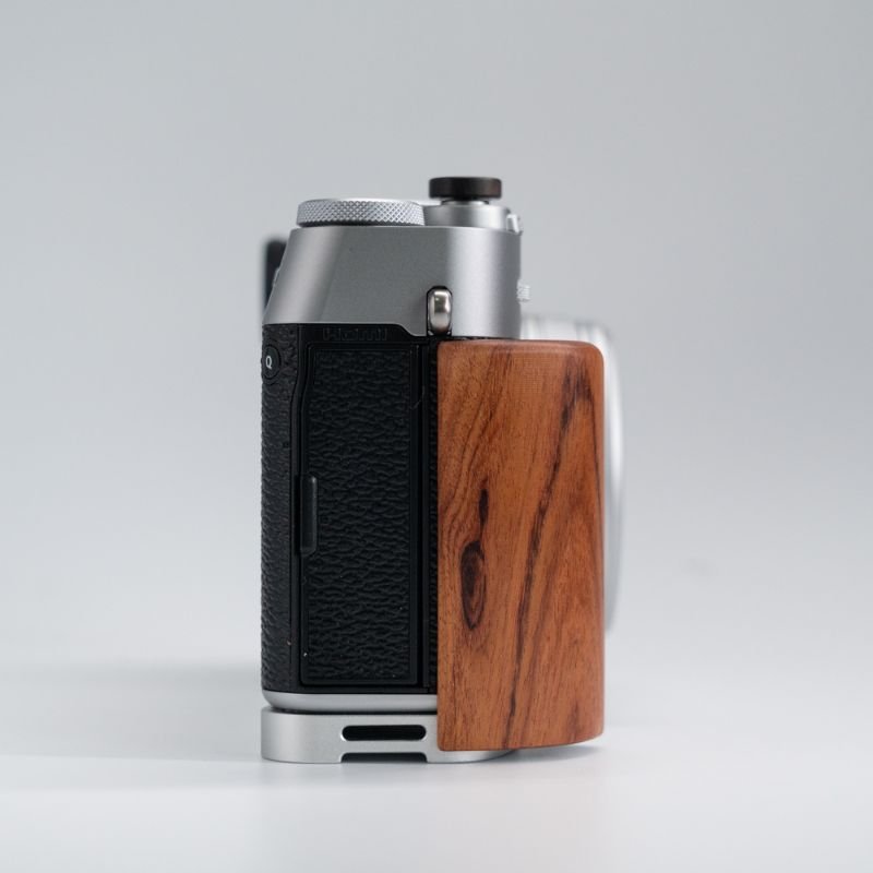 Fuji X100VI Grip YW Design - iWoodStore