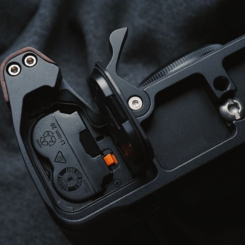 Fuji XH2s Camera Hand Grip - iWoodStore