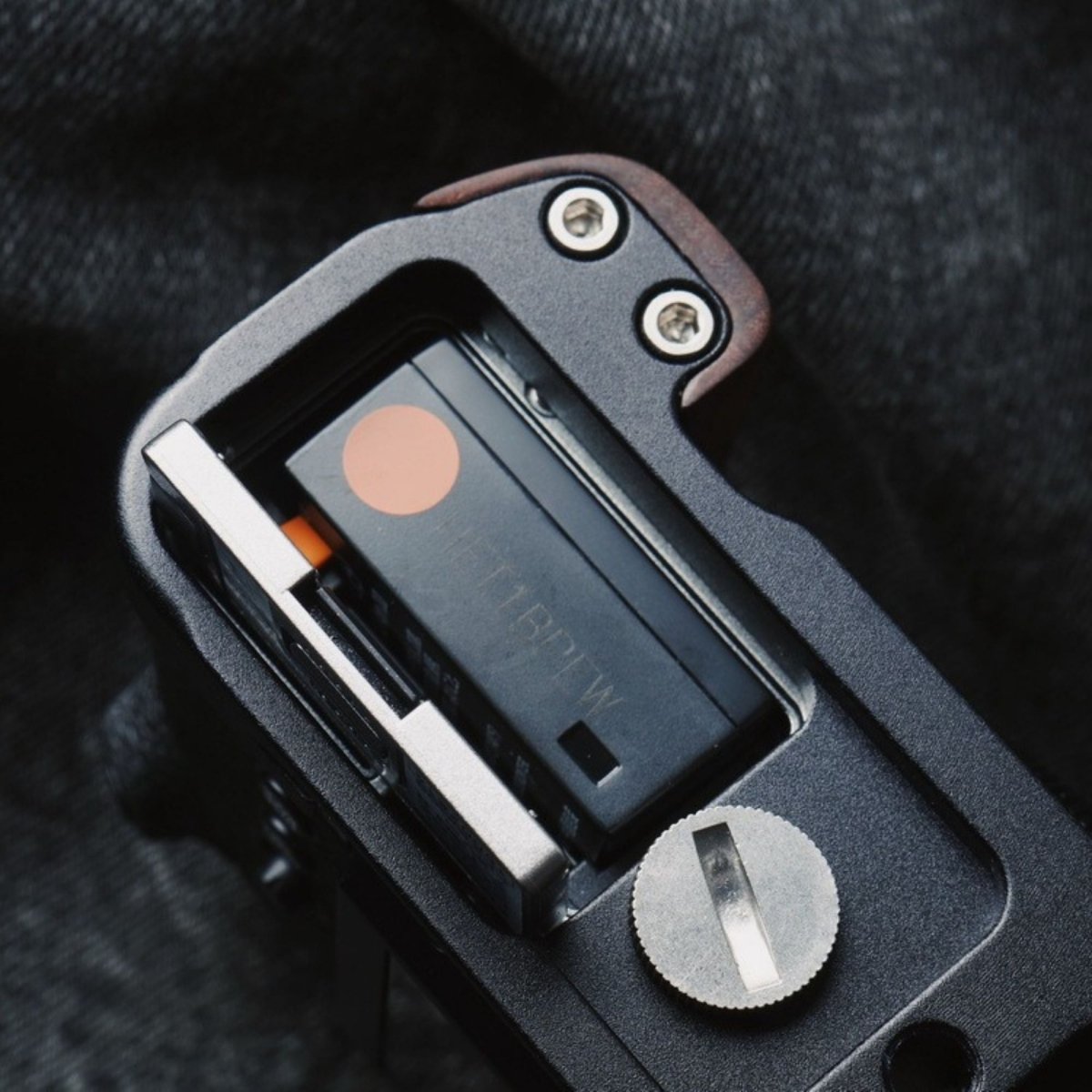 Fuji XT30 XT20 XT30II Hand Grip - iWoodStore