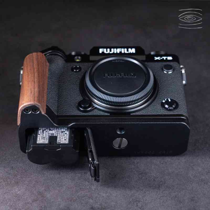 Fuji XT5 Grip Wood YW Design - iWoodStore