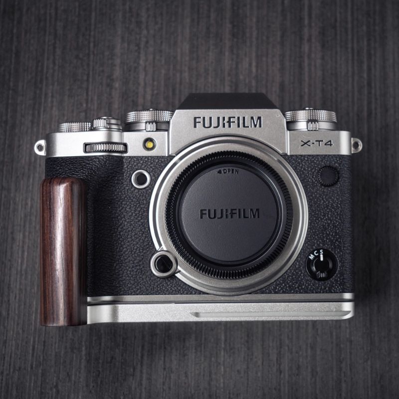 Fuji XT5 Grip Wood YW Design - iWoodStore