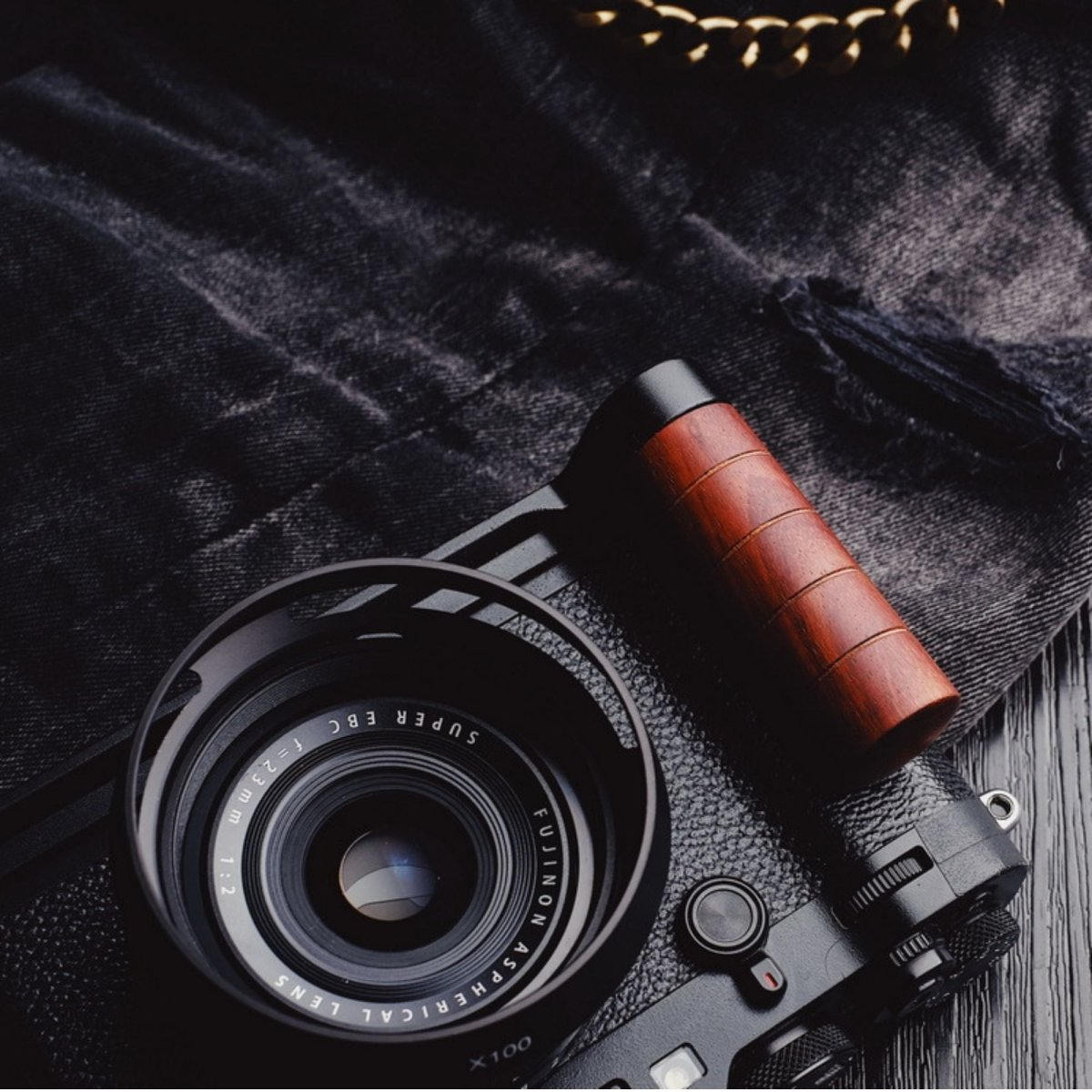 Fujifilm X-100F Rounded Hand Grip (X100F) - iWoodStore