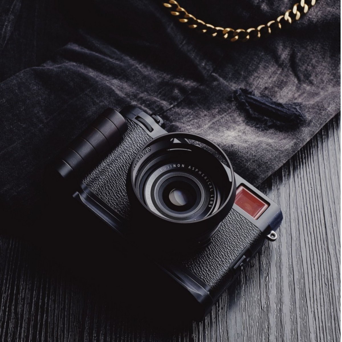 Fujifilm X-100F Rounded Hand Grip (X100F) - iWoodStore