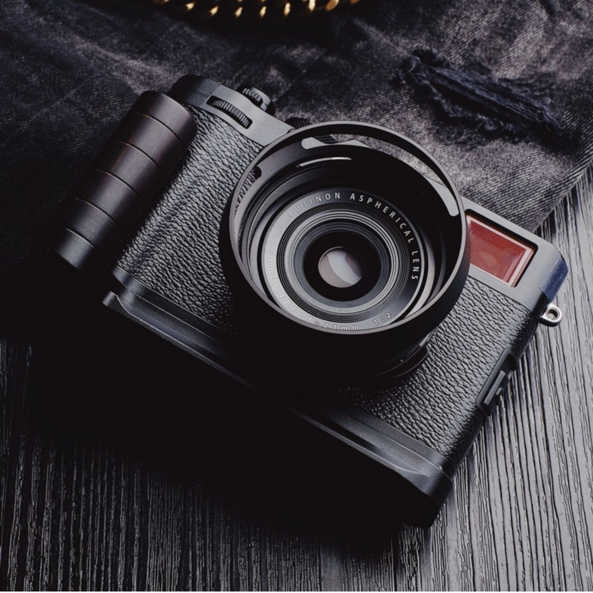 Fujifilm X-100F Rounded Hand Grip (X100F) - iWoodStore