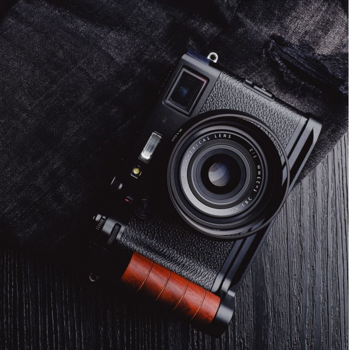 Fujifilm X-100F Rounded Hand Grip (X100F) - iWoodStore