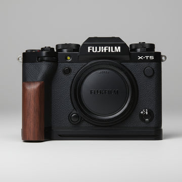 Fujifilm XT5 Grip Wood (X-T5) - iWoodStore