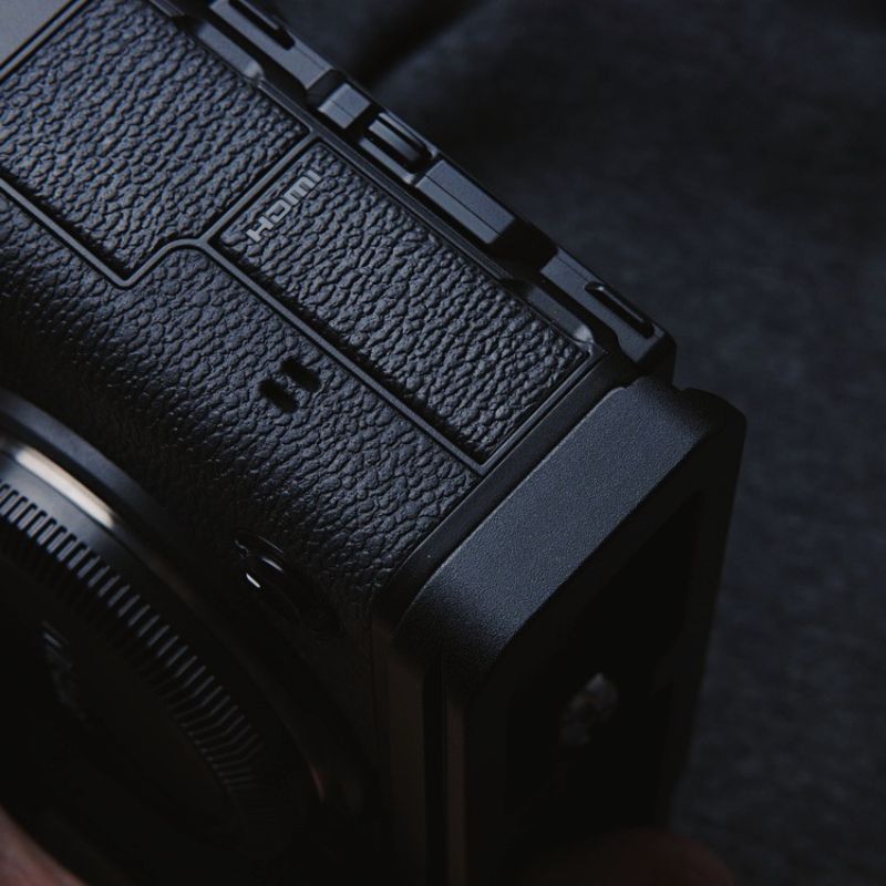 Fujifilm XT5 Grip Wood (X-T5) - iWoodStore
