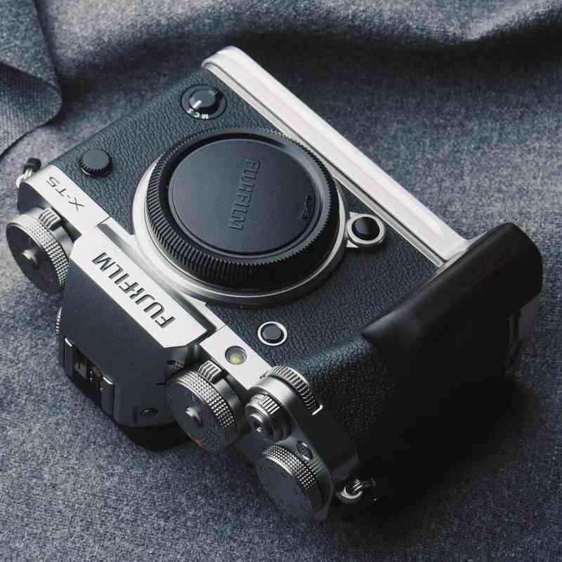 Fujifilm XT5 Grip Wood (X - T5) - iWoodStore