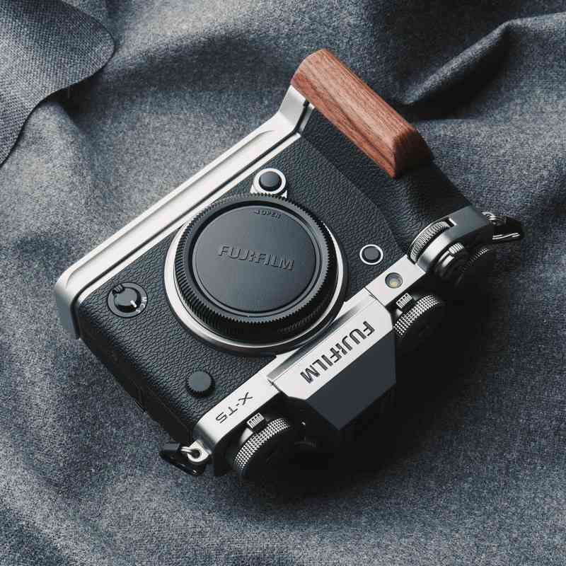 Fujifilm XT5 Grip Wood (X - T5) - iWoodStore