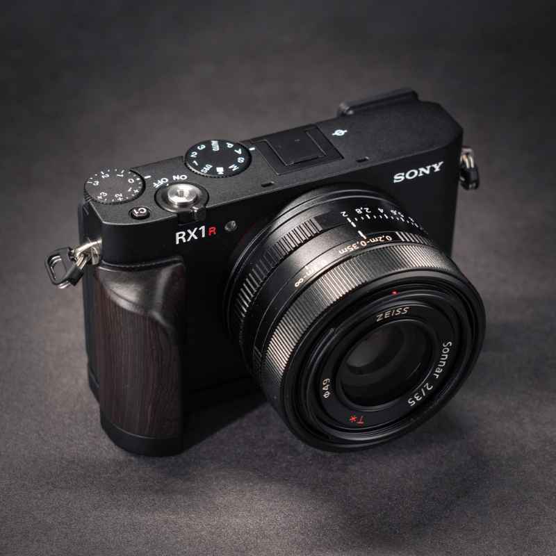 L - Shaped Grip Sony RX1R3 Wood WG - iWoodStore