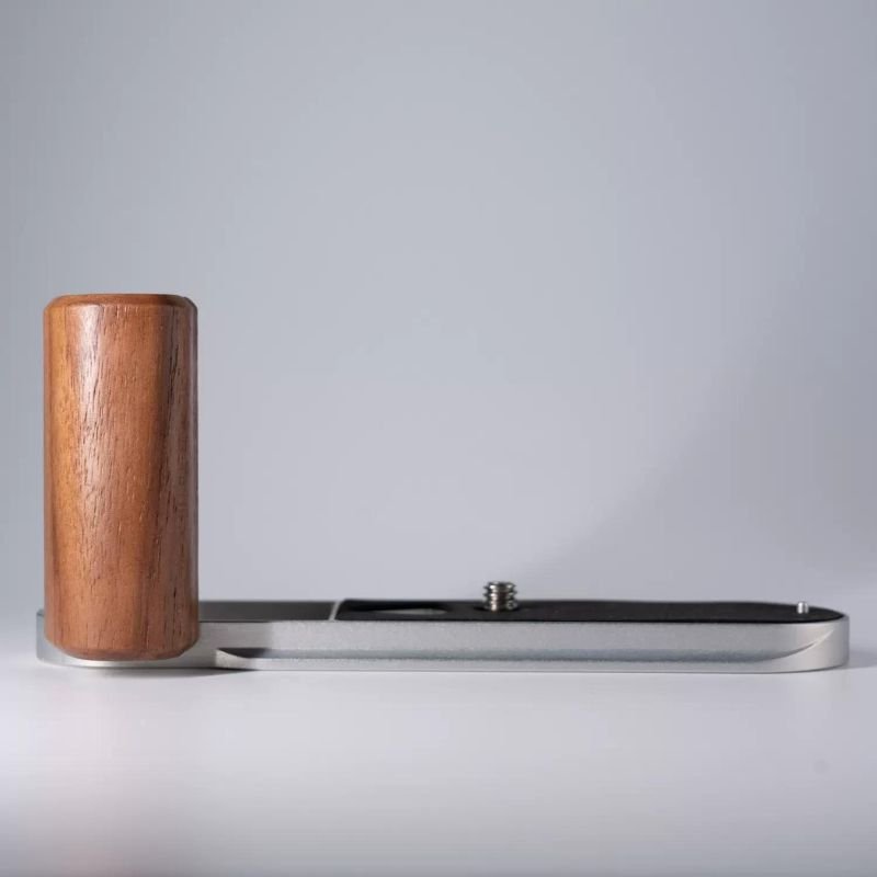 Leica M11 Grip Wood - iWoodStore