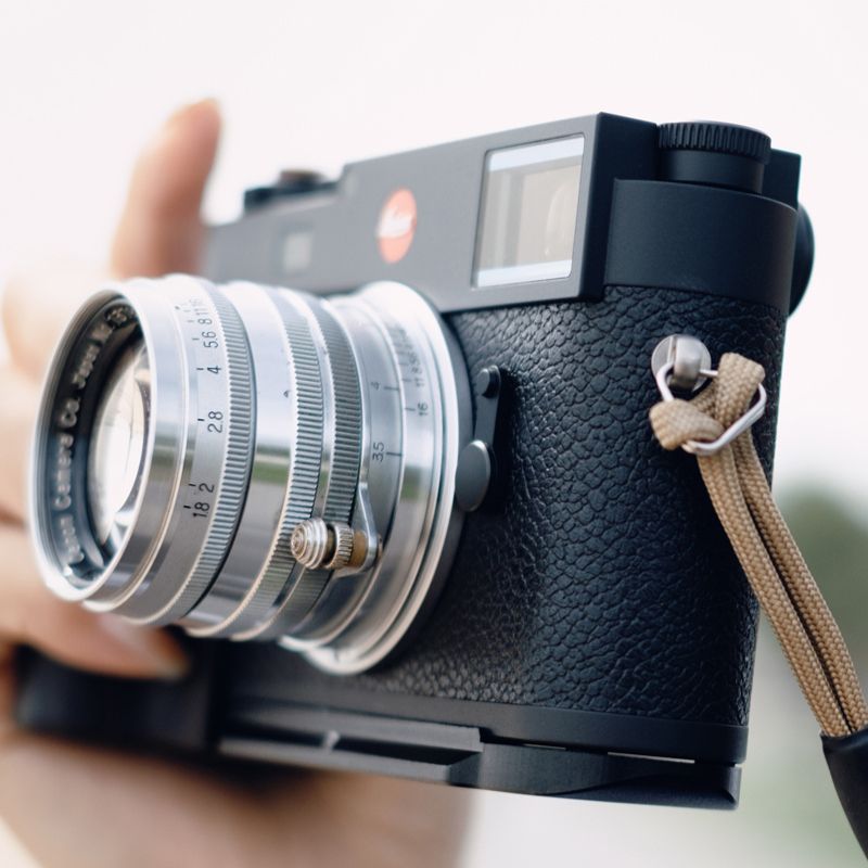 Leica M11 Grip Wood - iWoodStore