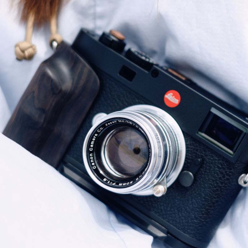 Leica M11 Grip Wood - iWoodStore