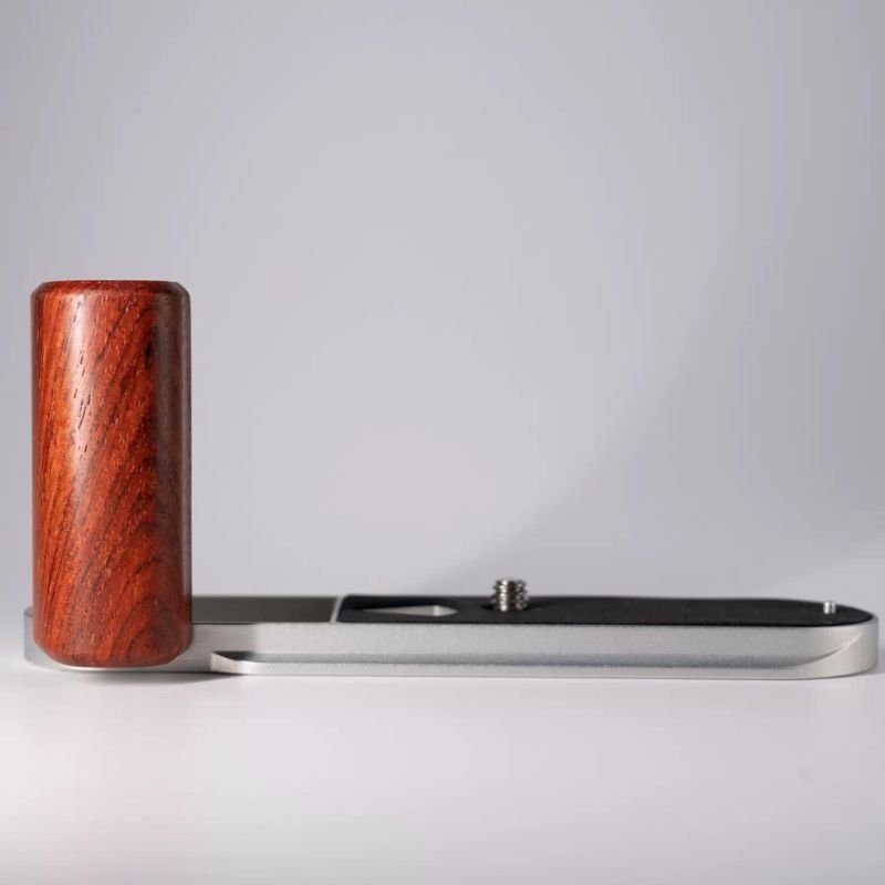 Leica M11 Grip Wood - iWoodStore