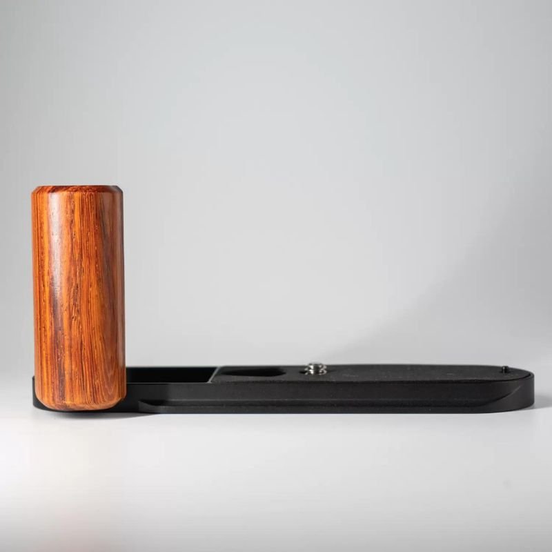 Leica M11 Grip Wood - iWoodStore