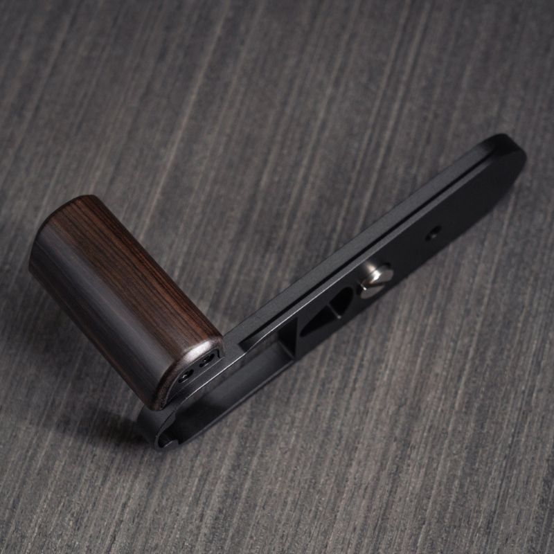 Leica M11 Grip Wood - iWoodStore
