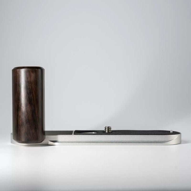 Leica M11 Grip Wood - iWoodStore