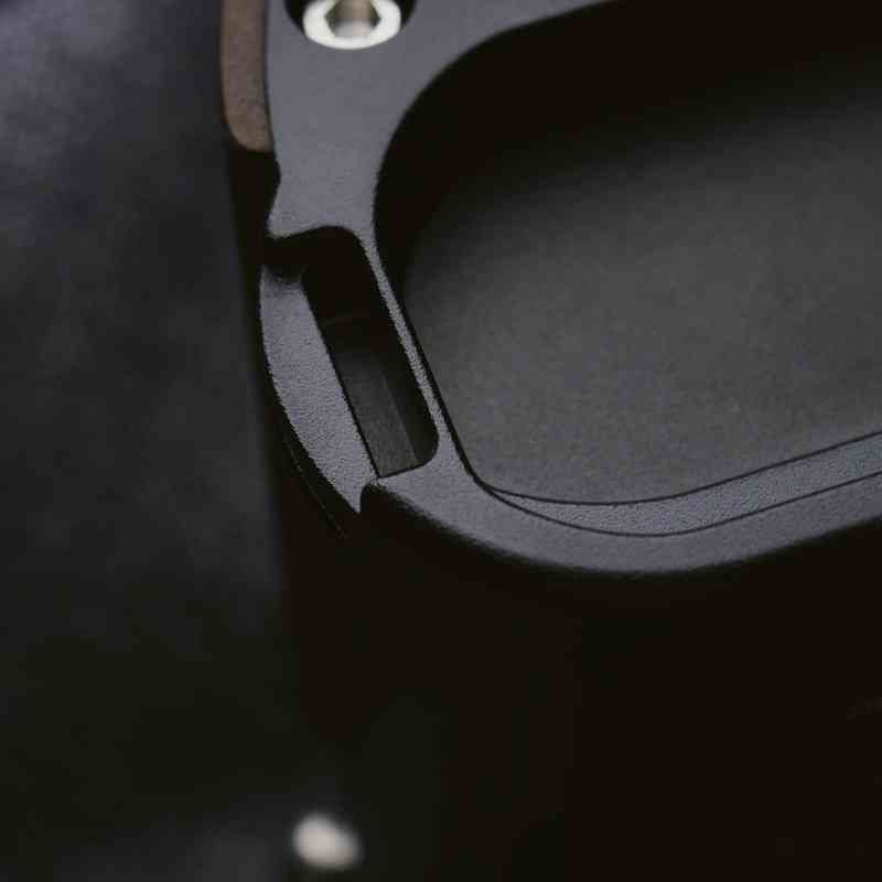 Leica Q3 Grip Wood KC Design - iWoodStore