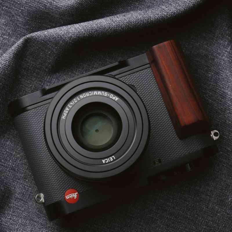 Leica Q3 Grip Wood KC Design - iWoodStore