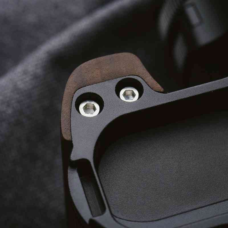 Leica Q3 Grip Wood KC Design - iWoodStore