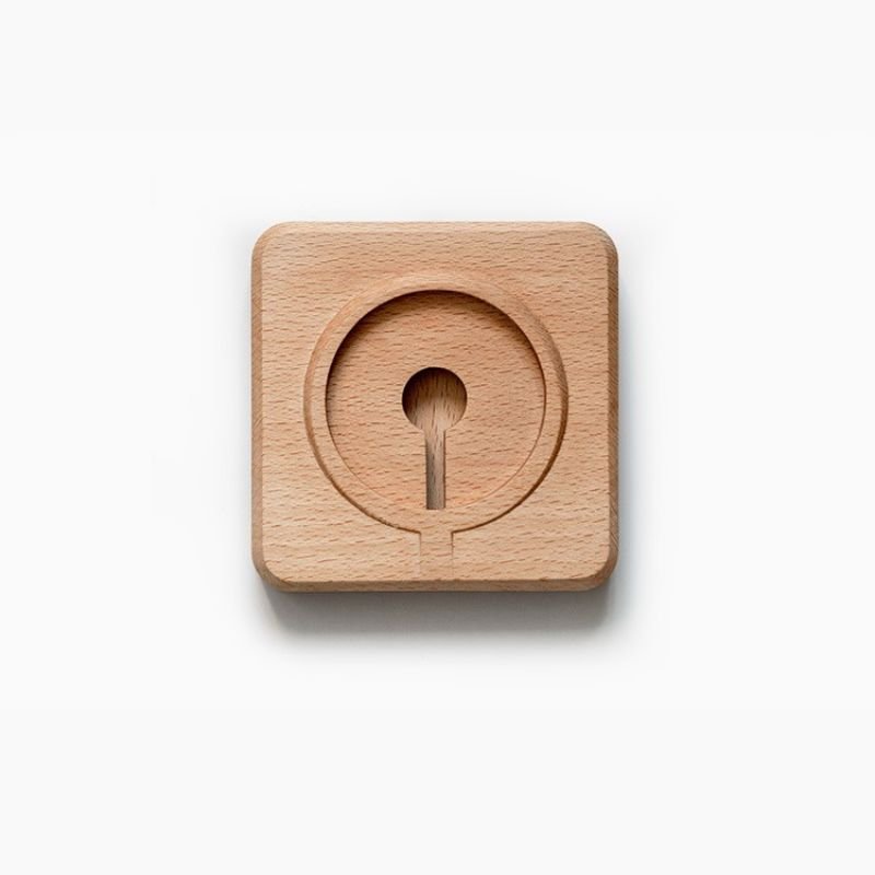 Light Birch Wood Magsafe Holder Stand - iWoodStore