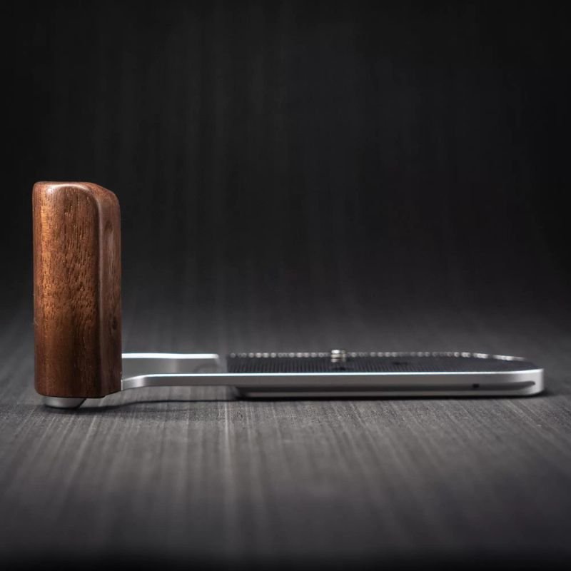 Nikon DF Grip YW Design - iWoodStore