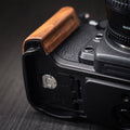 Nikon DF Grip YW Design - iWoodStore
