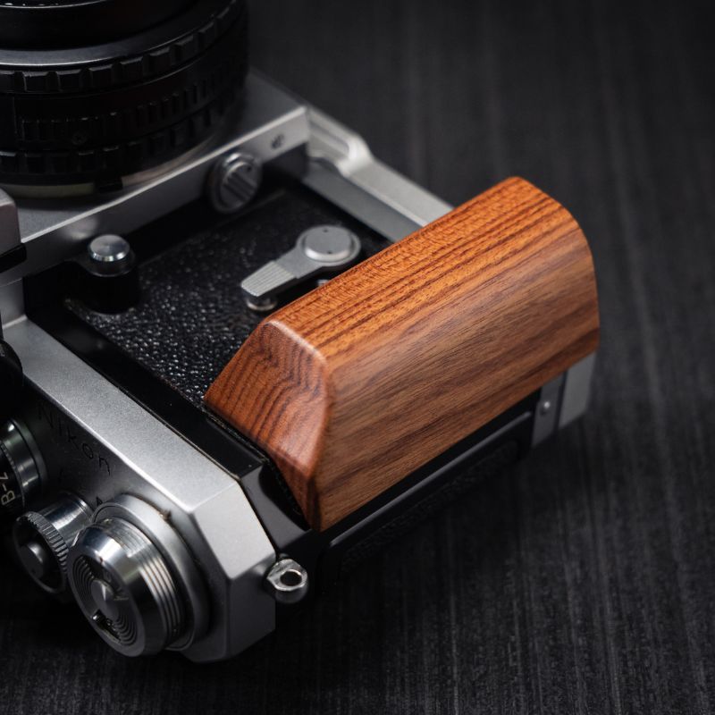Nikon F Grip Wood YW Design - iWoodStore