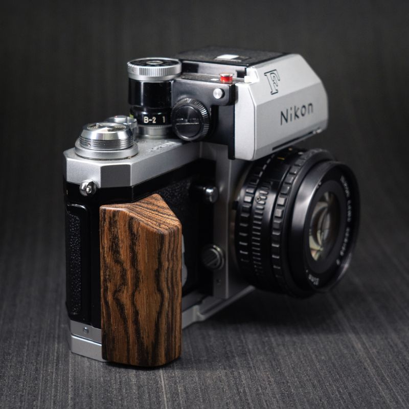 Nikon F Grip Wood YW Design - iWoodStore
